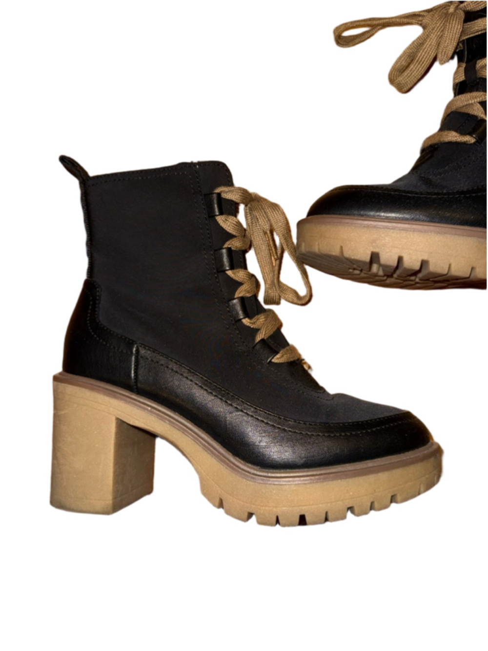 Women’s Universal Thread Black Lace Up Utility Lug Sole Combat Boots - Picture 5 of 10